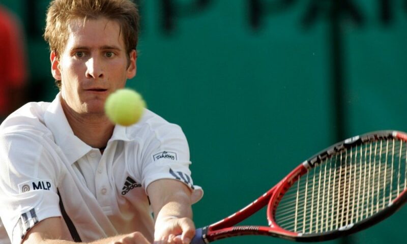 Câștigătorul Openului bucureștean, pierde în turul secund